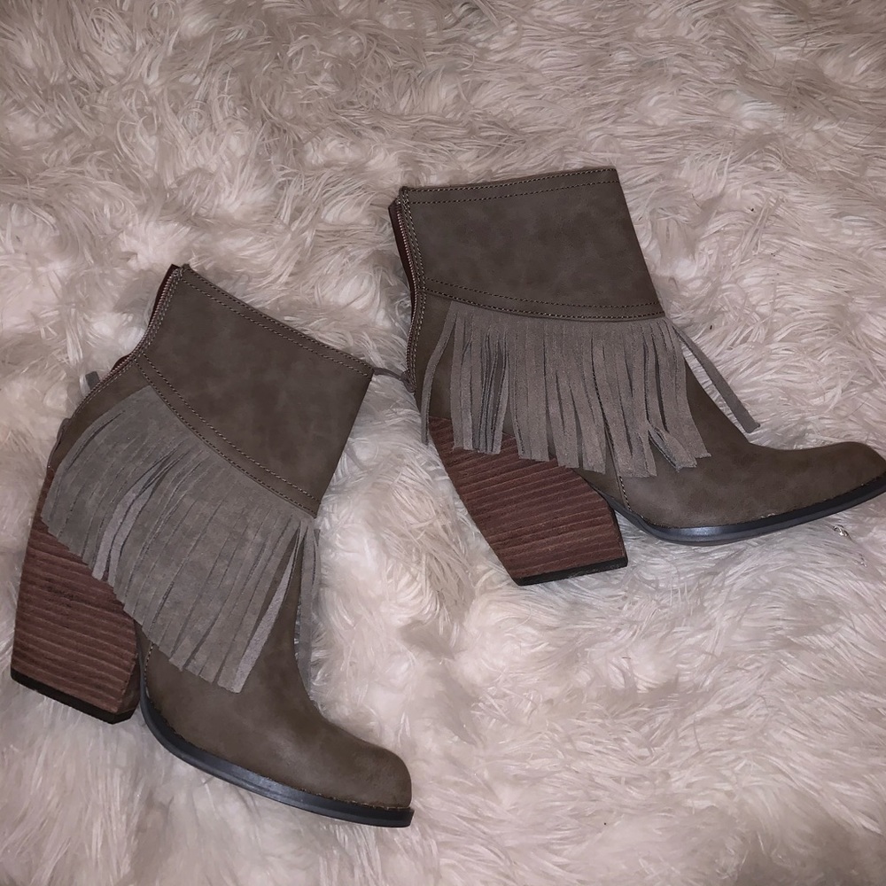Grey leather fringe boots